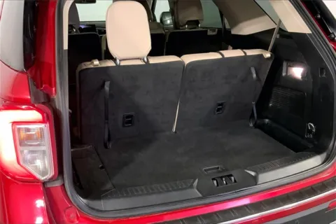More photos of 2023 Ford Explorer Limited at Cable Dahmer Chevrolet of Kansas City, MO