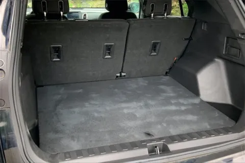 More photos of 2020 Chevrolet Equinox LT at Cable Dahmer Chevrolet of Kansas City, MO