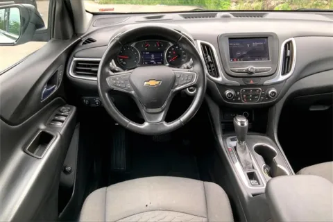 More photos of 2020 Chevrolet Equinox LT at Cable Dahmer Chevrolet of Kansas City, MO