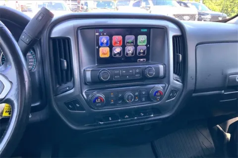 Another view of 2018 Chevrolet Silverado 1500 LT for sale in Kansas City, MO at Cable Dahmer Chevrolet of Kansas City