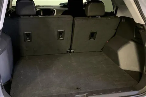 More photos of 2024 GMC Terrain SLE at Cable Dahmer Chevrolet of Kansas City, MO