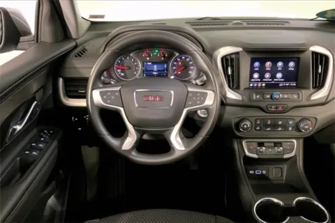 More photos of 2024 GMC Terrain SLE at Cable Dahmer Chevrolet of Kansas City, MO