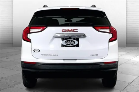 Another view of 2023 GMC Terrain SLE for sale in Kansas City, MO at Cable Dahmer Chevrolet of Kansas City