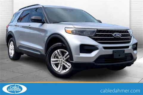 Silver 2020 Ford Explorer XLT for sale in Kansas City, MO