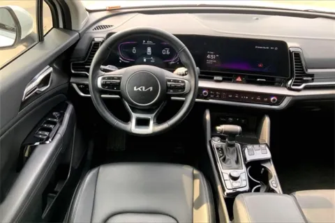More photos of 2024 Kia Sportage EX at Cable Dahmer Chevrolet of Kansas City, MO