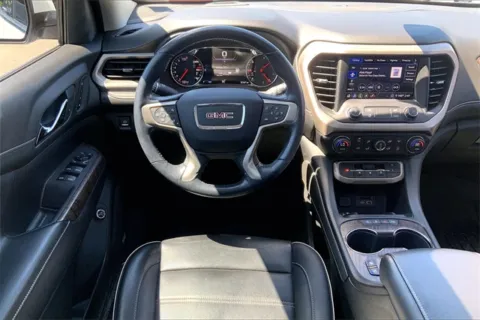 More photos of 2020 GMC Acadia Denali at Cable Dahmer Chevrolet of Kansas City, MO