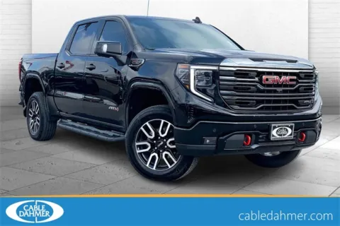 Black 2022 GMC Sierra 1500 AT4 for sale in Kansas City, MO