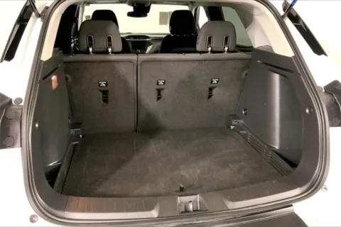 More photos of 2023 Chevrolet TrailBlazer LT at Cable Dahmer Chevrolet of Kansas City, MO
