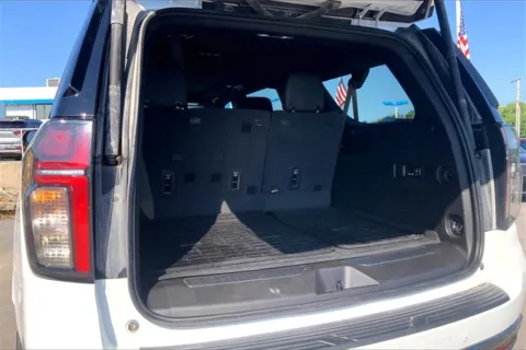 More photos of 2022 Chevrolet Suburban RST at Cable Dahmer Chevrolet of Kansas City, MO