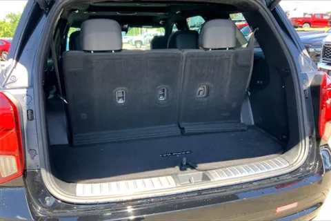 More photos of 2024 Hyundai Palisade Calligraphy Night Edition at Cable Dahmer Chevrolet of Kansas City, MO