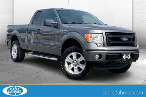 Red 2013 Ford F-150 FX4 for sale in Kansas City, MO