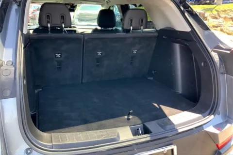 More photos of 2021 Chevrolet TrailBlazer LT at Cable Dahmer Chevrolet of Kansas City, MO