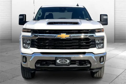 Photos of 2024 Chevrolet Silverado 2500HD LT for sale in Kansas City, MO at Cable Dahmer Chevrolet of Kansas City