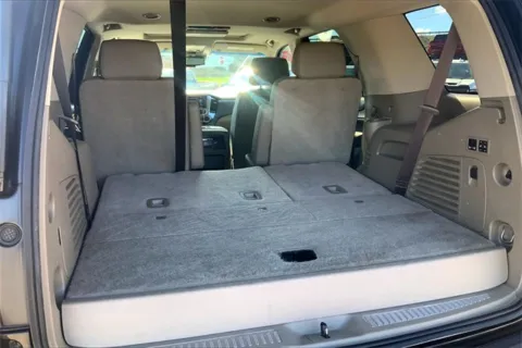 More photos of 2019 Chevrolet Tahoe LT at Cable Dahmer Chevrolet of Kansas City, MO
