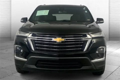 Photos of 2023 Chevrolet Traverse LT for sale in Kansas City, MO at Cable Dahmer Chevrolet of Kansas City