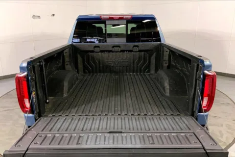 More photos of 2024 GMC Sierra 1500 Denali Ultimate at Cable Dahmer Chevrolet of Kansas City, MO