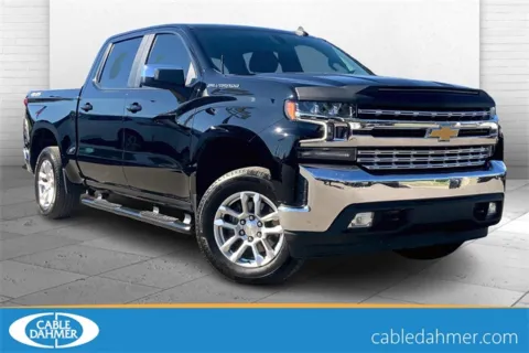 Black 2021 Chevrolet Silverado 1500 LT for sale in Kansas City, MO