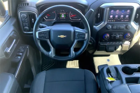 More photos of 2021 Chevrolet Silverado 1500 LT at Cable Dahmer Chevrolet of Kansas City, MO