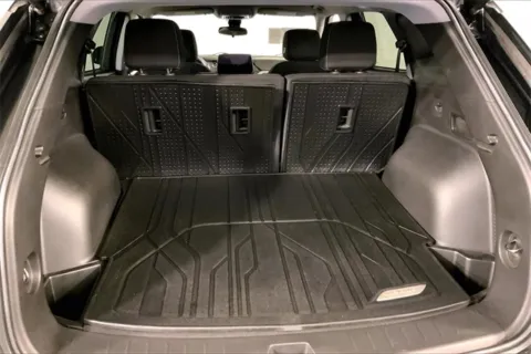 More photos of 2023 Chevrolet Blazer LT at Cable Dahmer Chevrolet of Kansas City, MO