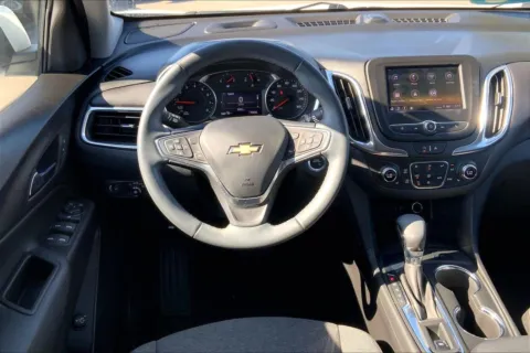 More photos of 2023 Chevrolet Equinox LT at Cable Dahmer Chevrolet of Kansas City, MO