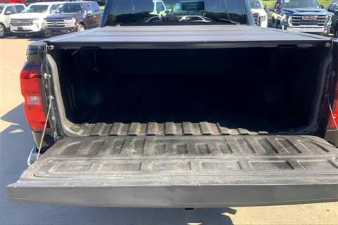 More photos of 2018 Chevrolet Silverado 1500 LT at Cable Dahmer Chevrolet of Kansas City, MO