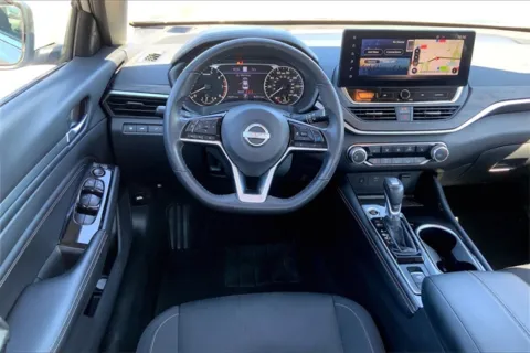 More photos of 2023 Nissan Altima 2.5 SV at Cable Dahmer Chevrolet of Kansas City, MO