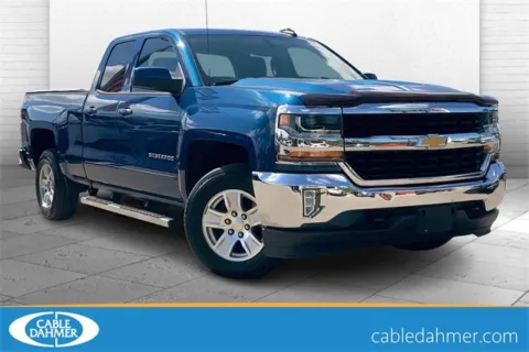 Blue 2018 Chevrolet Silverado 1500 LT for sale in Kansas City, MO