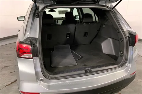 More photos of 2023 Chevrolet Equinox LS at Cable Dahmer Chevrolet of Kansas City, MO