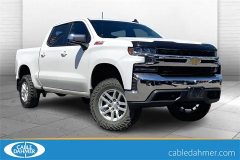 White 2019 Chevrolet Silverado 1500 LT for sale in Kansas City, MO