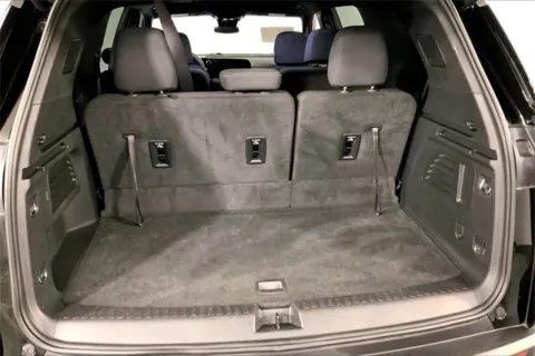More photos of 2025 Chevrolet Traverse LT at Cable Dahmer Chevrolet of Kansas City, MO