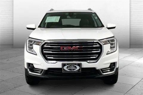 Photos of 2024 GMC Terrain SLT for sale in Kansas City, MO at Cable Dahmer Chevrolet of Kansas City