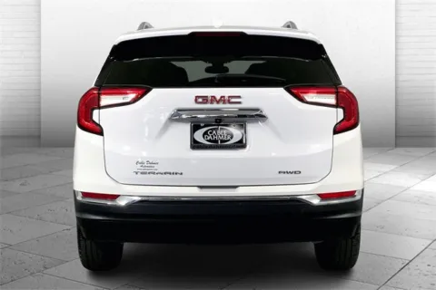 Another view of 2024 GMC Terrain SLT for sale in Kansas City, MO at Cable Dahmer Chevrolet of Kansas City