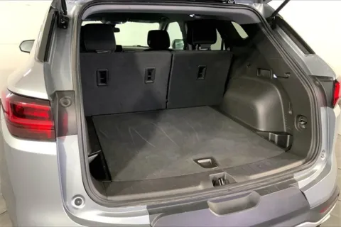 More photos of 2023 Chevrolet Blazer LT at Cable Dahmer Chevrolet of Kansas City, MO