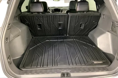 More photos of 2022 Chevrolet Equinox RS at Cable Dahmer Chevrolet of Kansas City, MO