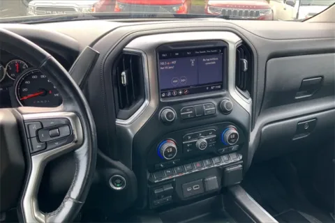 More photos of 2019 Chevrolet Silverado 1500 LT Trail Boss at Cable Dahmer Chevrolet of Kansas City, MO