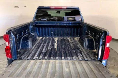 More photos of 2022 Chevrolet Silverado 1500 LT (2FL) at Cable Dahmer Chevrolet of Kansas City, MO