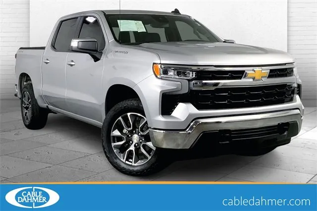 Silver 2022 Chevrolet Silverado 1500 LT (2FL) for sale in Kansas City, MO
