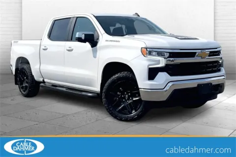 White 2022 Chevrolet Silverado 1500 LT for sale in Kansas City, MO