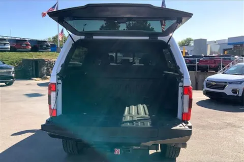 More photos of 2018 Ford Super Duty F-250 SRW XL at Cable Dahmer Chevrolet of Kansas City, MO