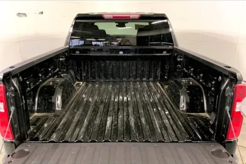 More photos of 2023 Chevrolet Silverado 1500 LT at Cable Dahmer Chevrolet of Kansas City, MO