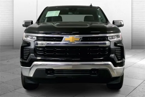 Photos of 2022 Chevrolet Silverado 1500 LT for sale in Kansas City, MO at Cable Dahmer Chevrolet of Kansas City