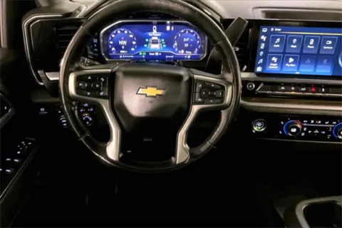 More photos of 2022 Chevrolet Silverado 1500 LT at Cable Dahmer Chevrolet of Kansas City, MO