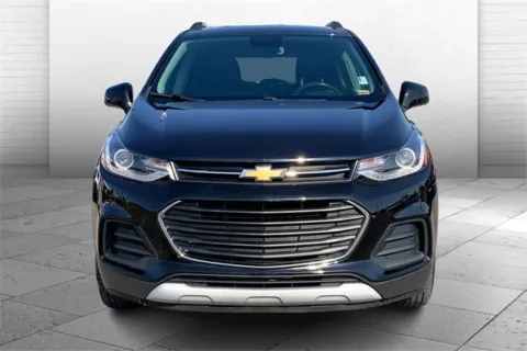 Photos of 2019 Chevrolet Trax LT for sale in Kansas City, MO at Cable Dahmer Chevrolet of Kansas City