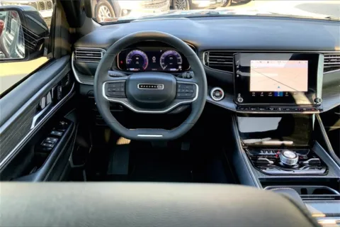 More photos of 2023 Jeep Wagoneer Series III at Cable Dahmer Chevrolet of Kansas City, MO