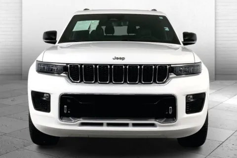 Photos of 2021 Jeep Grand Cherokee L Overland for sale in Kansas City, MO at Cable Dahmer Chevrolet of Kansas City