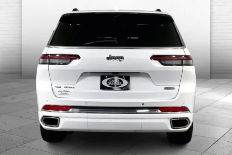 Another view of 2021 Jeep Grand Cherokee L Overland for sale in Kansas City, MO at Cable Dahmer Chevrolet of Kansas City
