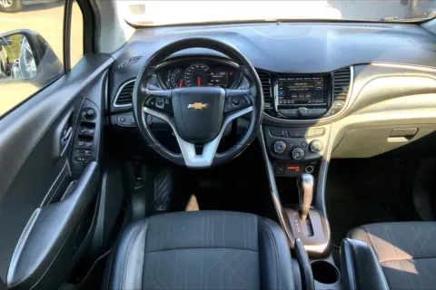 More photos of 2019 Chevrolet Trax LT at Cable Dahmer Chevrolet of Kansas City, MO