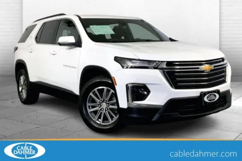 White 2023 Chevrolet Traverse LT Cloth for sale in Kansas City, MO