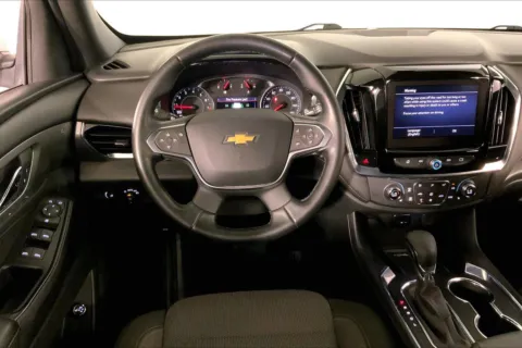 More photos of 2023 Chevrolet Traverse LT Cloth at Cable Dahmer Chevrolet of Kansas City, MO