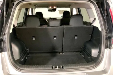 More photos of 2023 Kia Soul LX at Cable Dahmer Chevrolet of Kansas City, MO